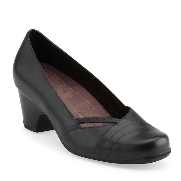 clarks sugar sky black